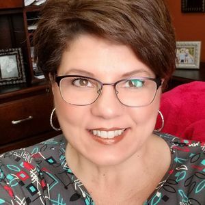 Meet your Posher, Tina